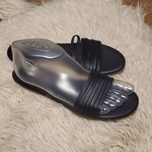 Like new black strappy Flats, Size 11